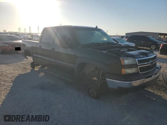 ✅ 2006 Chevrolet Silverado 1500 LT1 • VIN: 2GCEK13T561248964 • Лот: 76976604. Опубликован ранее на Copart с пробегом Не указан. Бесплатный доступ к архиву аукционных продаж из США и подробный отчёт об истории автомобиля на DreamBid. Изображение 4.