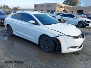 ✅ 2015 Chrysler 200 Limited • VIN: 1C3CCCAB7FN639031 • Lot: 43786271. Listed on IAAI with 115,784 mi. Free auction sales archive from the USA and detailed vehicle history report at DreamBid. Image 1.