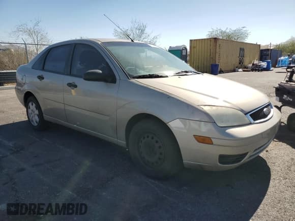 ✅ 2006 Ford Focus S • VIN: 1FAFP34NX6W175753 • Lot: 81272125. Listed on Copart with 150,521 mi. Free auction sales archive from the USA and detailed vehicle history report at DreamBid. Image 4.