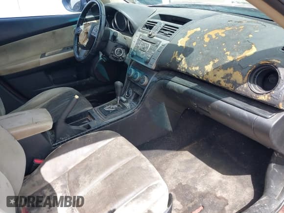 ✅ 2009 Mazda 6 i Grand Touring • VIN: 1YVHP82A995M01575 • Lot: 41833121. Wystawiony na IAAI z przebiegiem Nie podano. Bezpłatny archiwum sprzedaży aukcyjnych z USA i szczegółowy raport historii pojazdu na DreamBid. Zdjęcie 5.