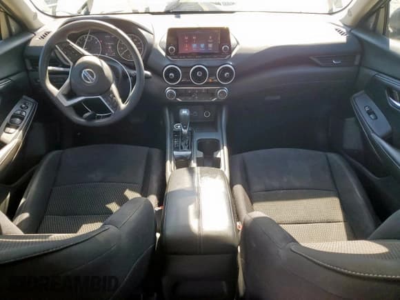 ✅ 2021 Nissan Sentra S • VIN: 3N1AB8BV9MY289478 • Lot: 90985375. Listed on Copart with 61,633 mi. Free auction sales archive from the USA and detailed vehicle history report at DreamBid. Image 8.