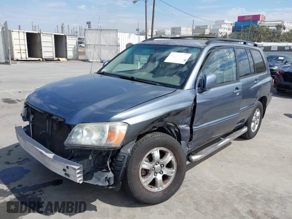 ✅ 2005 Toyota Highlander • VIN: JTEGP21A550080749 • Lot: 43295588. Wystawiony na IAAI z przebiegiem Nie podano. Bezpłatny archiwum sprzedaży aukcyjnych z USA i szczegółowy raport historii pojazdu na DreamBid. Zdjęcie 17.