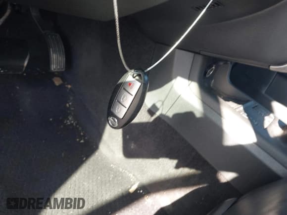 ✅ 2010 Nissan Murano LE • VIN: JN8AZ1MW4AW104783 • Lot: 43597954. Wystawiony na IAAI z przebiegiem 186 329 mil. Bezpłatny archiwum sprzedaży aukcyjnych z USA i szczegółowy raport historii pojazdu na DreamBid. Zdjęcie 11.