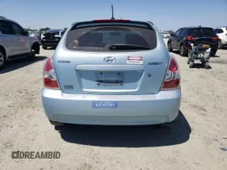 ✅ 2008 Hyundai Accent SE • VIN: KMHCN36C28U084582 • Лот: 61311135. Опубликован ранее на Copart с пробегом 124 696 миль. Бесплатный доступ к архиву аукционных продаж из США и подробный отчёт об истории автомобиля на DreamBid. Изображение 6.