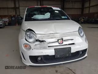 ✅ 2017 FIAT 500 Abarth • VIN: 3C3CFFFH6HT661725 • Lot: 42347556. Wystawiony na IAAI z przebiegiem 57 607 mil. Bezpłatny archiwum sprzedaży aukcyjnych z USA i szczegółowy raport historii pojazdu na DreamBid. Zdjęcie 6.
