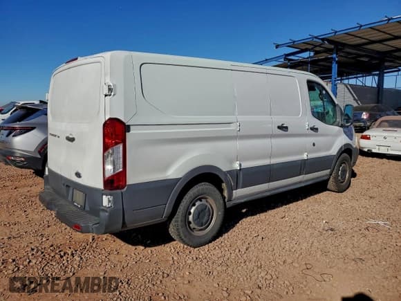✅ 2018 Ford Transit • VIN: 1FTYE1ZMXJKB46489 • Lot: 95571685. Wystawiony na Copart z przebiegiem 208 252 mil. Bezpłatny archiwum sprzedaży aukcyjnych z USA i szczegółowy raport historii pojazdu na DreamBid. Zdjęcie 3.