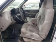 ✅ 2002 Chevrolet S-10 Fleet • VIN: 1GCCS195828229493 • Лот: 60671635. Опубликован ранее на Copart с пробегом 65 255 миль. Бесплатный доступ к архиву аукционных продаж из США и подробный отчёт об истории автомобиля на DreamBid. Изображение 7.