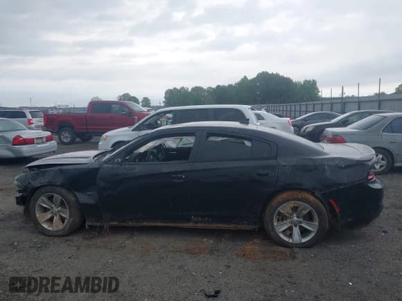 ✅ 2015 Dodge Charger Road/Track • VIN: 2C3CDXCT3FH819884 • Лот: 42101253. Опубликован ранее на IAAI с пробегом Не указан. Бесплатный доступ к архиву аукционных продаж из США и подробный отчёт об истории автомобиля на DreamBid. Изображение 13.