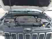 2020 Jeep Grand Cherokee Altitude z VIN 1C4RJEAG7LC328824, wystawiony jako IAAI lot #42253946 z przebiegiem 94 035 mil mil oraz . Historia ofert i sprzedaży dostępna na DreamBid. Obrazek 10.