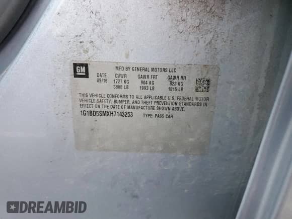 2017 Chevrolet Cruze LT z VIN 1G1BD5SMXH7143253, wystawiony jako Copart lot #71496342 z przebiegiem 85 287 mil mil oraz . Historia ofert i sprzedaży dostępna na DreamBid. Obrazek 12.