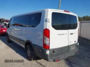 ✅ 2017 Ford Transit XL • VIN: 1FBZX2ZM5HKA20740 • Lot: 41144911. Wystawiony na IAAI z przebiegiem 201 936 mil. Bezpłatny archiwum sprzedaży aukcyjnych z USA i szczegółowy raport historii pojazdu na DreamBid. Zdjęcie 3.