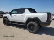 ✅ 2025 GMC HUMMER EV • VIN: 1GT40DDA3SU105834 • Лот: 52976345. Опубликован ранее на Copart с пробегом 3 918 миль. Бесплатный доступ к архиву аукционных продаж из США и подробный отчёт об истории автомобиля на DreamBid. Изображение 2.