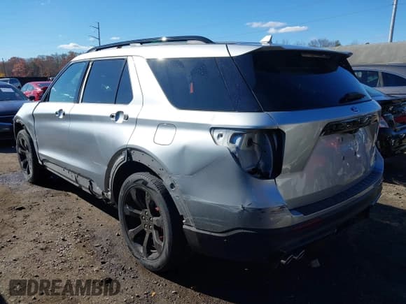 ✅ 2020 Ford Explorer ST • VIN: 1FM5K8GC1LGB61432 • Lot: 43650421. Wystawiony na IAAI z przebiegiem 83 099 mil. Bezpłatny archiwum sprzedaży aukcyjnych z USA i szczegółowy raport historii pojazdu na DreamBid. Zdjęcie 3.