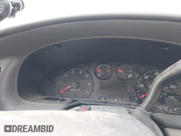 ✅ 2004 Ford Taurus SE • VIN: 1FAFP53U04G141025 • Lot: 43195170. Listed on IAAI with Not provided. Free auction sales archive from the USA and detailed vehicle history report at DreamBid. Image 7.