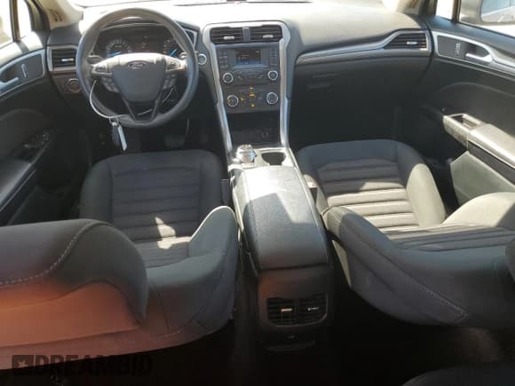 ✅ 2017 Ford Fusion SE • VIN: 3FA6P0H71HR119040 • Lot: 87437865. Wystawiony na Copart z przebiegiem 107 227 mil. Bezpłatny archiwum sprzedaży aukcyjnych z USA i szczegółowy raport historii pojazdu na DreamBid. Zdjęcie 8.