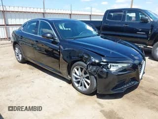 ✅ 2018 Alfa Romeo Giulia • VIN: ZARFAEDN6J7566415 • Lot: 42173243. Wystawiony na IAAI z przebiegiem 45 364 mil. Bezpłatny archiwum sprzedaży aukcyjnych z USA i szczegółowy raport historii pojazdu na DreamBid. Zdjęcie 1.