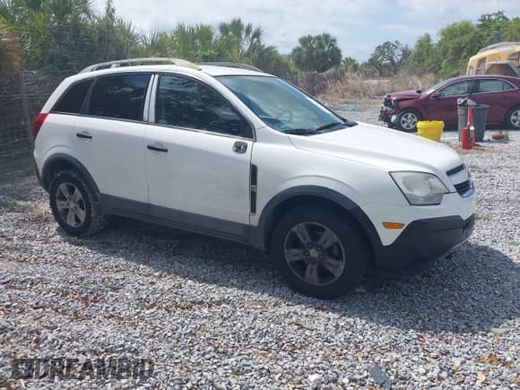 ✅ 2013 Chevrolet Captiva Sport LS • VIN: 3GNFL2EK6DS512195 • Lot: 42036605. Wystawiony na IAAI z przebiegiem 153 167 mil. Bezpłatny archiwum sprzedaży aukcyjnych z USA i szczegółowy raport historii pojazdu na DreamBid. Zdjęcie 1.