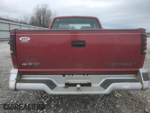 ✅ 1996 Chevrolet S-10 LS • VIN: 1GCCS19W6T8174939 • Лот: 87451014. Опубликован ранее на Copart с пробегом 149 048 миль. Бесплатный доступ к архиву аукционных продаж из США и подробный отчёт об истории автомобиля на DreamBid. Изображение 6.