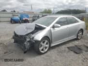 ✅ 2013 Toyota Camry SE • VIN: 4T1BF1FK9DU219300 • Лот: 84588665. Опубликован ранее на Copart с пробегом 136 825 миль. Бесплатный доступ к архиву аукционных продаж из США и подробный отчёт об истории автомобиля на DreamBid. Изображение 1.