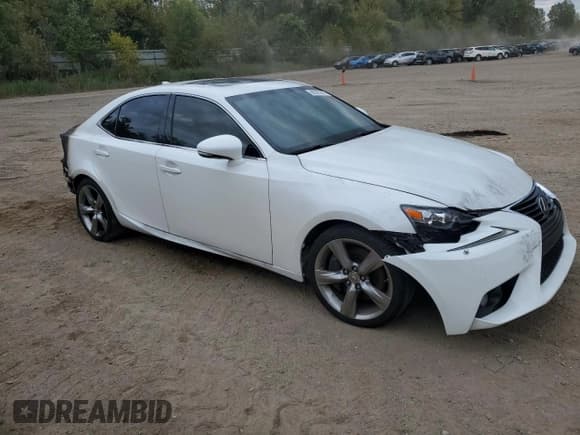 ✅ 2014 Lexus IS 350 • VIN: JTHBE1D26E5002596 • Lot: 86285645. Wystawiony na Copart z przebiegiem 60 092 mil. Bezpłatny archiwum sprzedaży aukcyjnych z USA i szczegółowy raport historii pojazdu na DreamBid. Zdjęcie 4.