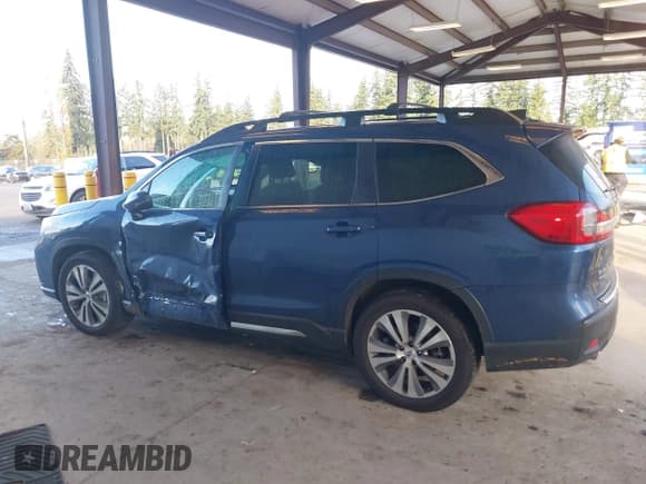 ✅ 2019 Subaru Ascent Limited • VIN: 4S4WMAJD4K3450169 • Lot: 43748278. Listed on IAAI with 71,748 mi. Free auction sales archive from the USA and detailed vehicle history report at DreamBid. Image 14.