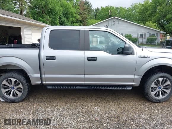 ✅ 2020 Ford F-150 XL • VIN: 1FTEW1EP4LFA61305 • Лот: 42321397. Опубликован ранее на IAAI с пробегом 58 365 миль. Бесплатный доступ к архиву аукционных продаж из США и подробный отчёт об истории автомобиля на DreamBid. Изображение 13.