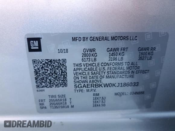 ✅ 2019 Buick Enclave Essence • VIN: 5GAERBKW0KJ186033 • Lot: 90456485. Wystawiony na Copart z przebiegiem 131 405 mil. Bezpłatny archiwum sprzedaży aukcyjnych z USA i szczegółowy raport historii pojazdu na DreamBid. Zdjęcie 14.