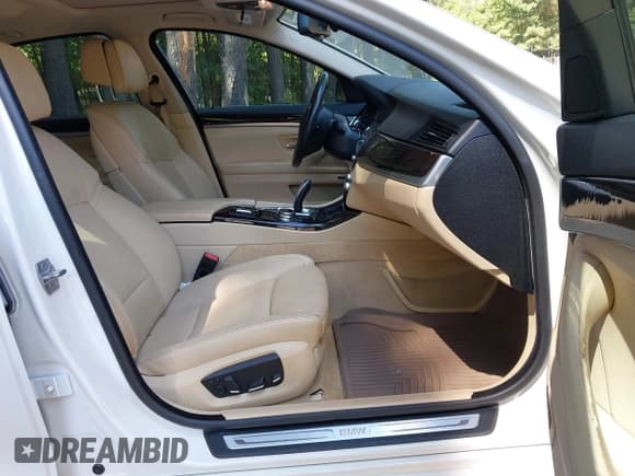 ✅ 2014 BMW 5 Series 535i • VIN: WBA5B1C50ED480633 • Lot: 43120267. Listed on IAAI with 167,823 mi. Free auction sales archive from the USA and detailed vehicle history report at DreamBid. Image 5.