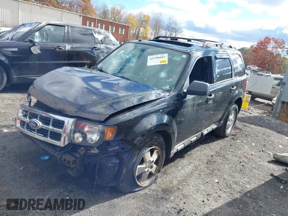 ✅ 2010 Ford Escape XLT • VIN: 1FMCU9D74AKC63932 • Lot: 43590483. Listed on IAAI with 178,238 mi. Free auction sales archive from the USA and detailed vehicle history report at DreamBid. Image 18.