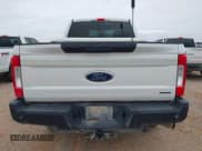 ✅ 2017 Ford F-250 XLT • VIN: 1FT7X2B62HEF18231 • Лот: 43143365. Опубликован ранее на IAAI с пробегом 119 972 миль. Бесплатный доступ к архиву аукционных продаж из США и подробный отчёт об истории автомобиля на DreamBid. Изображение 16.