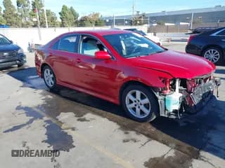 ✅ 2007 Toyota Camry LE • VIN: 4T1BE46K57U185042 • Lot: 43603441. Wystawiony na IAAI z przebiegiem 148 440 mil. Bezpłatny archiwum sprzedaży aukcyjnych z USA i szczegółowy raport historii pojazdu na DreamBid. Zdjęcie 1.