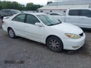 ✅ 2004 Toyota Camry LE • VIN: 4T1BE30KX4U308459 • Lot: 43001779. Wystawiony na IAAI z przebiegiem 237 783 mil. Bezpłatny archiwum sprzedaży aukcyjnych z USA i szczegółowy raport historii pojazdu na DreamBid. Zdjęcie 1.