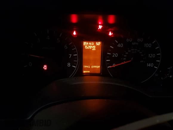 ✅ 2020 Nissan NV SV • VIN: 1N6AF0KYXLN807877 • Лот: 49361165. Опубликован ранее на Copart с пробегом 152 849 миль. Бесплатный доступ к архиву аукционных продаж из США и подробный отчёт об истории автомобиля на DreamBid. Изображение 9.