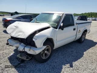 ✅ 2002 Chevrolet S-10 LS • VIN: 1GCCS145328251781 • Лот: 54455095. Опубликован ранее на Copart с пробегом 214 107 миль. Бесплатный доступ к архиву аукционных продаж из США и подробный отчёт об истории автомобиля на DreamBid. Изображение 1.