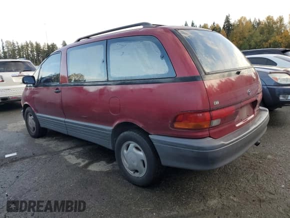 ✅ 1996 Toyota Previa • VIN: JT3GK12M6T1211334 • Lot: 90736205. Listed on Copart with 230,759 mi. Free auction sales archive from the USA and detailed vehicle history report at DreamBid. Image 2.