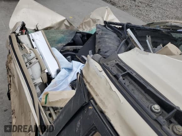 ✅ 2011 Toyota Highlander Limited • VIN: 5TDYK3EH3BS030462 • Lot: 89724665. Listed on Copart with Not provided. Free auction sales archive from the USA and detailed vehicle history report at DreamBid. Image 8.