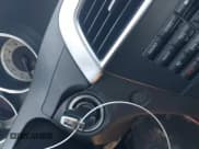 ✅ 2013 Mercedes-Benz C 300 Sport • VIN: WDDGF8AB3DG073703 • Lot: 41551296. Wystawiony na IAAI z przebiegiem 123 912 mil. Bezpłatny archiwum sprzedaży aukcyjnych z USA i szczegółowy raport historii pojazdu na DreamBid. Zdjęcie 11.