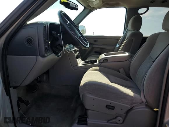 ✅ 2006 Chevrolet Tahoe LS • VIN: 1GNEC13Z86R166551 • Лот: 70229525. Опубликован ранее на Copart с пробегом 146 316 миль. Бесплатный доступ к архиву аукционных продаж из США и подробный отчёт об истории автомобиля на DreamBid. Изображение 7.