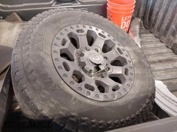 ✅ 2011 Chevrolet Silverado 2500HD LTZ • VIN: 1GC1KYC83BF192822 • Lot: 42508183. Listed on IAAI with 81,195 mi. Free auction sales archive from the USA and detailed vehicle history report at DreamBid. Image 12.