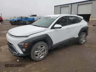 2024 Hyundai Kona Essential with VIN KM8HACAB8RU079744, listed as a Copart auction lot 88050495 with 23,804 mi miles and Clean title. Bid and sale history available at DreamBid. Image 1.