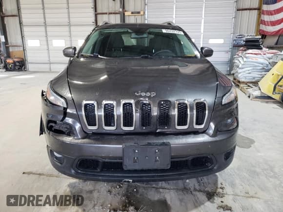 ✅ 2016 Jeep Cherokee Latitude • VIN: 1C4PJMCS4GW122920 • Лот: 90432725. Опубликован ранее на Copart с пробегом 125 335 миль. Бесплатный доступ к архиву аукционных продаж из США и подробный отчёт об истории автомобиля на DreamBid. Изображение 5.