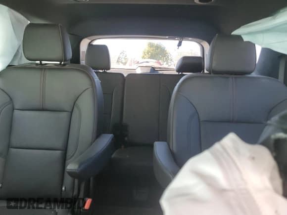 ✅ 2023 Chevrolet Traverse RS • VIN: 1GNEVJKWXPJ146156 • Lot: 86503155. Listed on Copart with 98,296 mi. Free auction sales archive from the USA and detailed vehicle history report at DreamBid. Image 10.