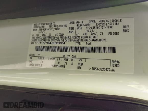 ✅ 2018 Ford Transit • VIN: 1FTYR2YM4JKB09904 • Lot: 41415555. Wystawiony na IAAI z przebiegiem 101 664 mil. Bezpłatny archiwum sprzedaży aukcyjnych z USA i szczegółowy raport historii pojazdu na DreamBid. Zdjęcie 9.