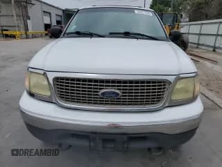 ✅ 2002 Ford Expedition XLT • VIN: 1FMPU16L42LA33137 • Lot: 54321284. Listed on Copart with 194,155 mi. Free auction sales archive from the USA and detailed vehicle history report at DreamBid. Image 5.