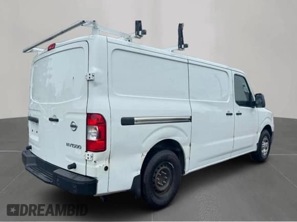✅ 2020 Nissan NV Cargo SV • VIN: 1N6BF0KM3LN801470 • Лот: 92719195. Опубликован ранее на Copart с пробегом 141 919 миль. Бесплатный доступ к архиву аукционных продаж из США и подробный отчёт об истории автомобиля на DreamBid. Изображение 4.