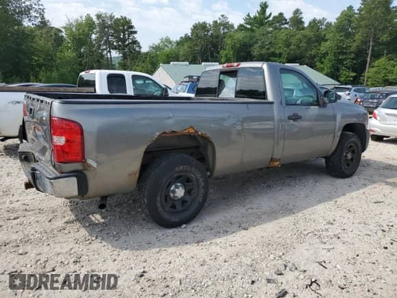 2008 Chevrolet Silverado 1500 Work Truck with VIN 1GCEC14C88E138231, listed as a Copart auction lot 66012565 with 212,345 mi miles and Clean title. Bid and sale history available at DreamBid. Image 3.