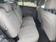 ✅ 2009 Hyundai Santa Fe GLS • VIN: 5NMSG73D59H314297 • Lot: 71824734. Listed on Copart with 162,643 mi. Free auction sales archive from the USA and detailed vehicle history report at DreamBid. Image 12.