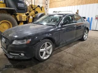 ✅ 2011 Audi A4 Premium Plus • VIN: WAUFFAFL8BA064782 • Lot: 87113945. Wystawiony na Copart z przebiegiem 186 930 mil. Bezpłatny archiwum sprzedaży aukcyjnych z USA i szczegółowy raport historii pojazdu na DreamBid. Zdjęcie 1.