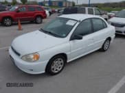 ✅ 2002 Kia Rio • VIN: KNADC123926185376 • Lot: 42027348. Wystawiony na IAAI z przebiegiem 84 893 mil. Bezpłatny archiwum sprzedaży aukcyjnych z USA i szczegółowy raport historii pojazdu na DreamBid. Zdjęcie 2.