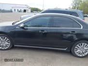 ✅ 2011 Acura RL Technology • VIN: JH4KB2F63BC000925 • Lot: 42082074. Listed on IAAI with 117,491 mi. Free auction sales archive from the USA and detailed vehicle history report at DreamBid. Image 14.